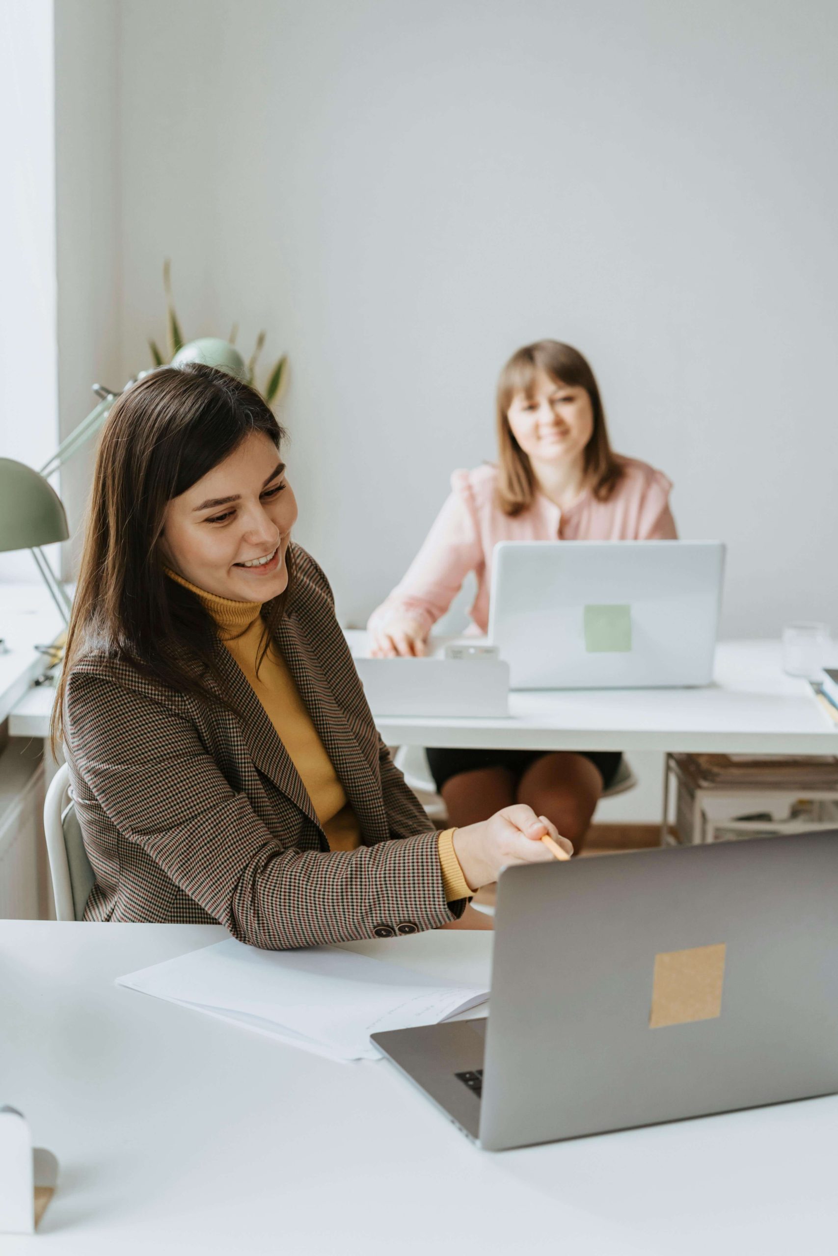 discussion bureau, partage information, développement intranet Yoozly